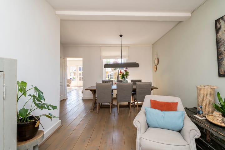 Foto 12 van Oranjestraat 97