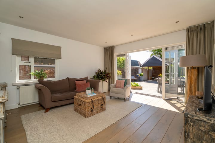 Foto 15 van Oranjestraat 97