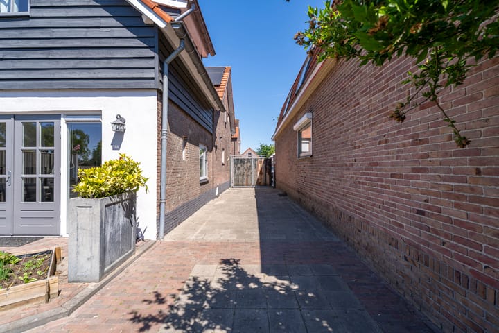 Foto 45 van Oranjestraat 97