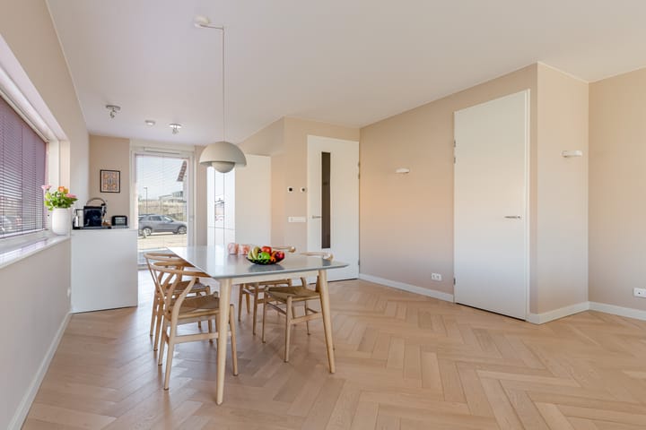 Foto 28 van Duinmeerstraat 4