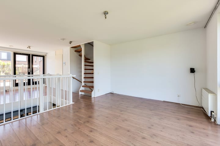 Photo 15 of Hoornplantsoen 12