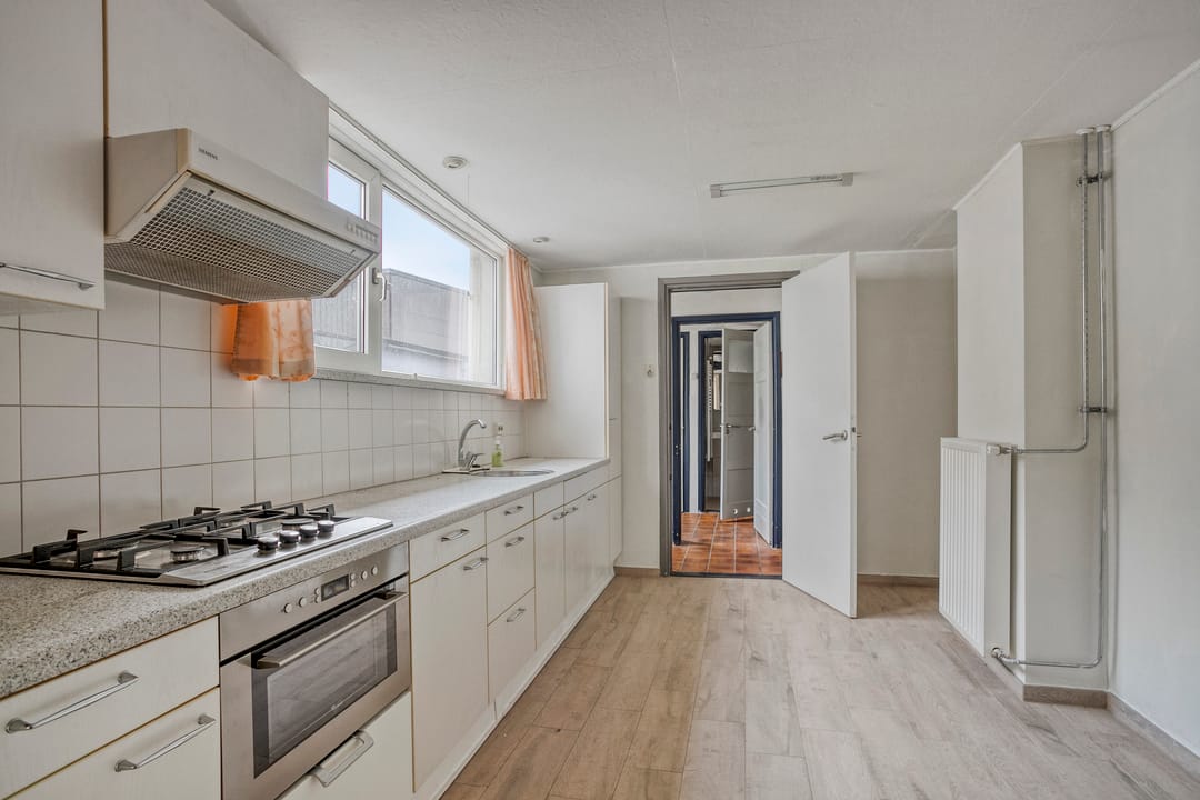 Foto 8 van Tegelseweg 229