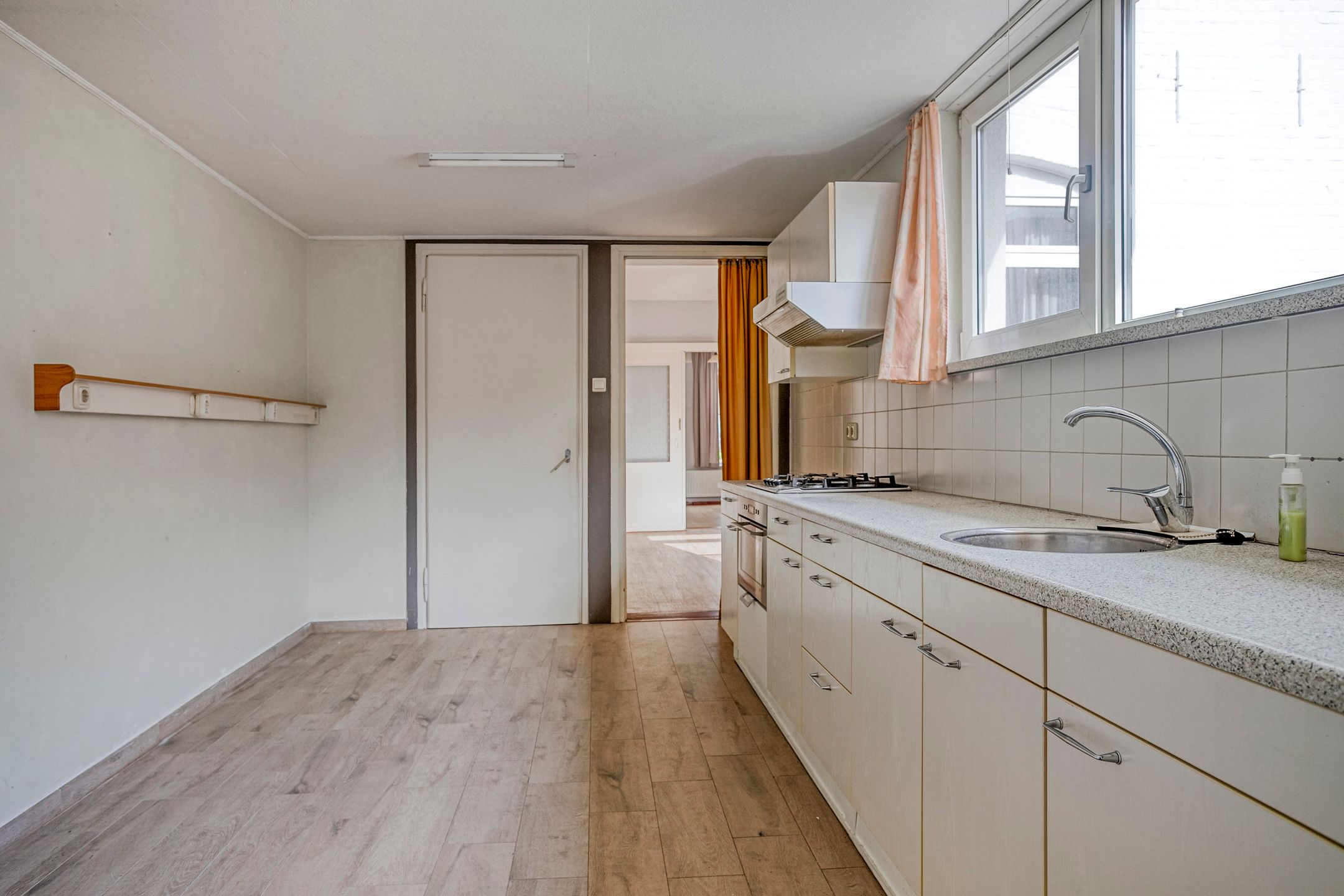 Foto 9 van Tegelseweg 229