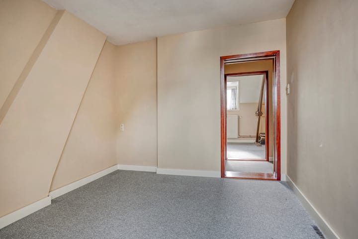 Foto 15 van Tegelseweg 229