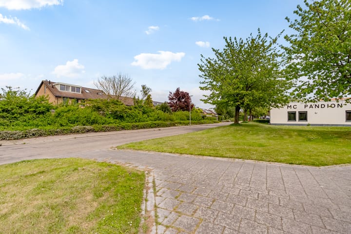 Foto 38 van Botter 40 60