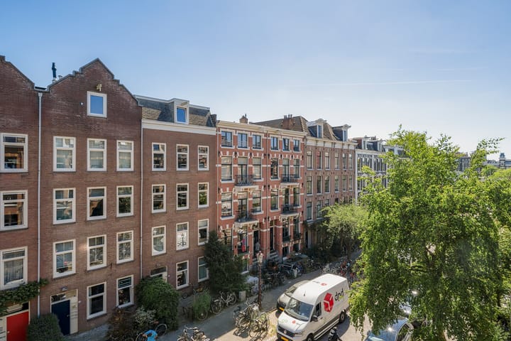 Foto 11 van Burmanstraat 15-2