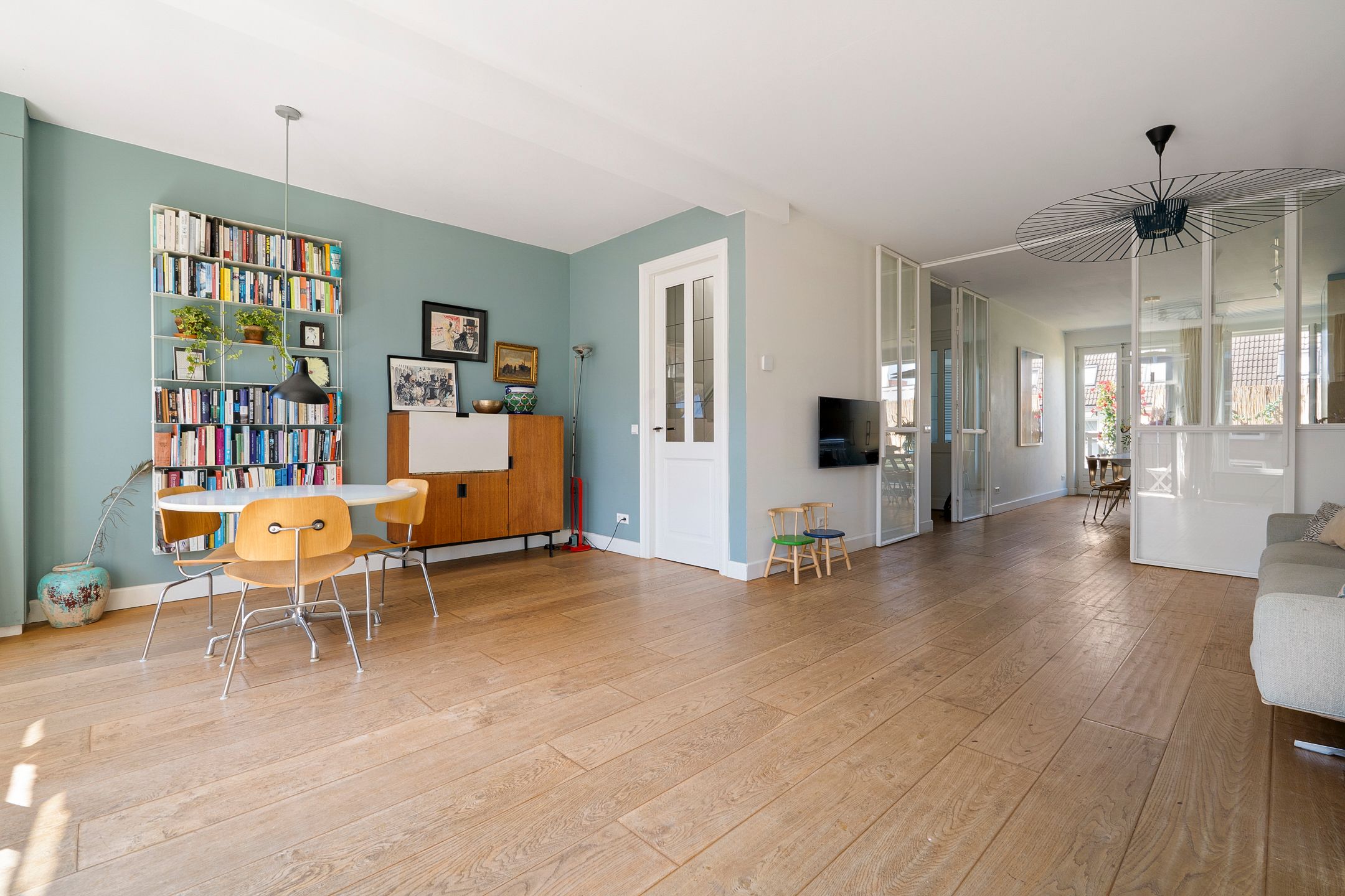 Foto 12 van Burmanstraat 15-2