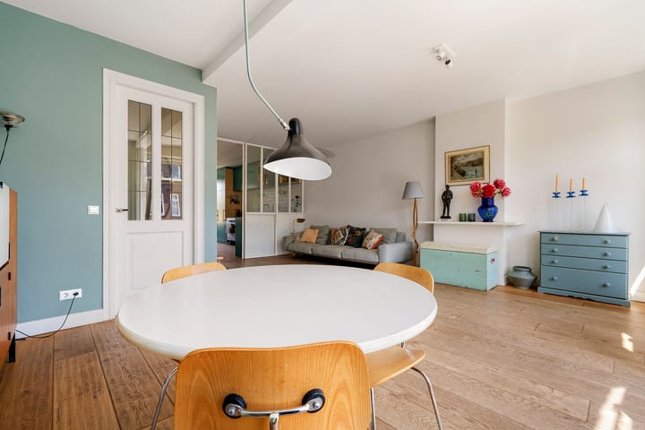 Foto 14 van Burmanstraat 15-2