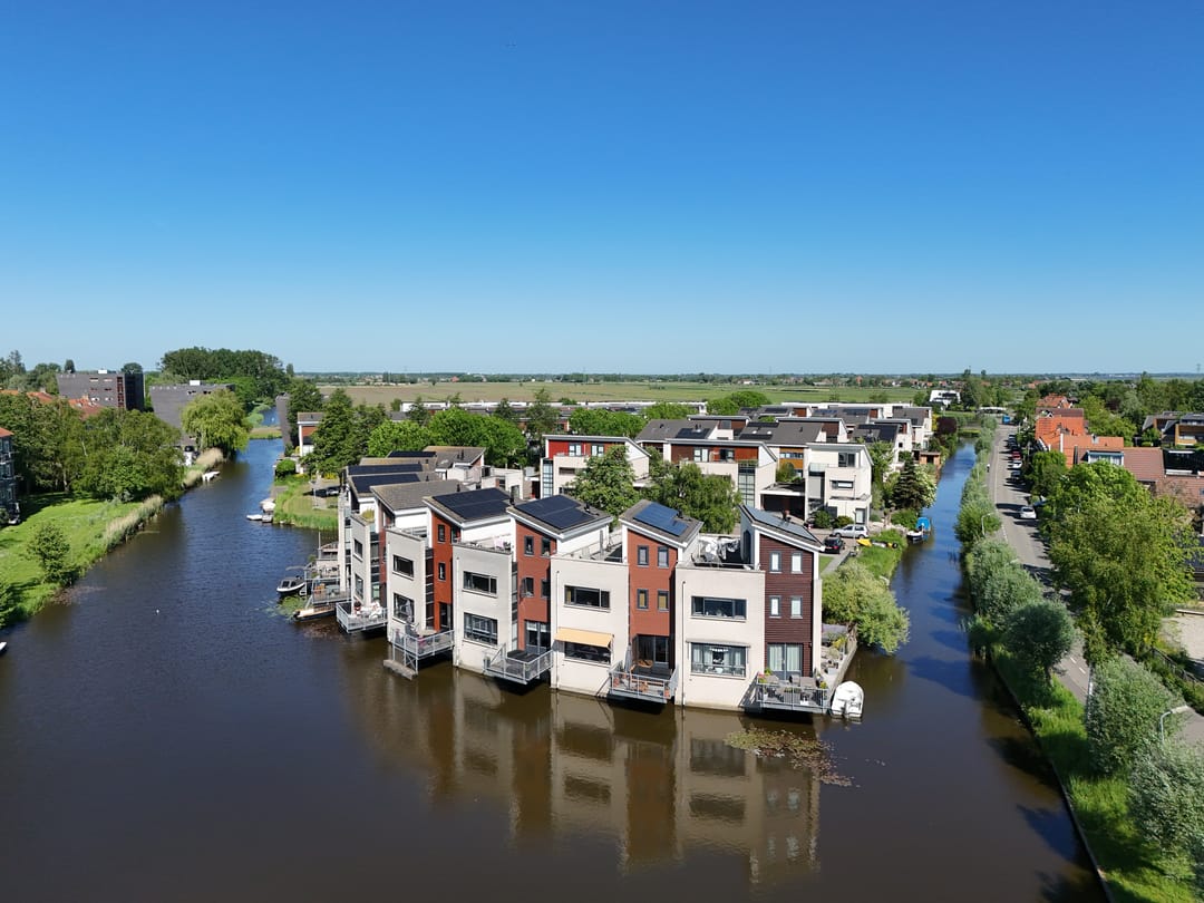 Foto 1 van Atalanta 46