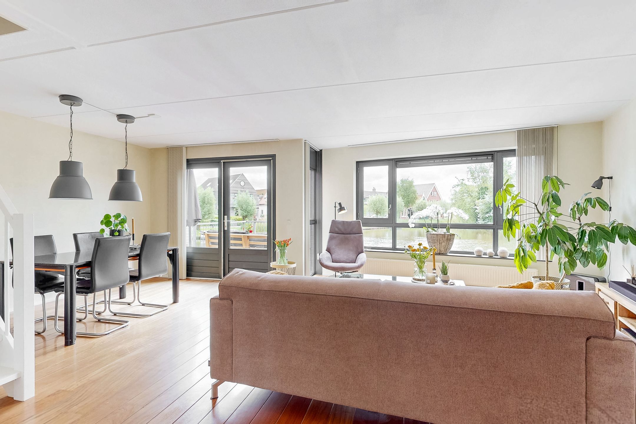 Foto 12 van Atalanta 46