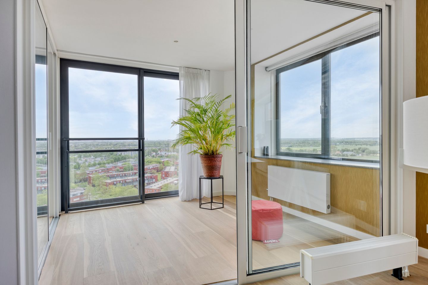 Foto 10 van Forel 224