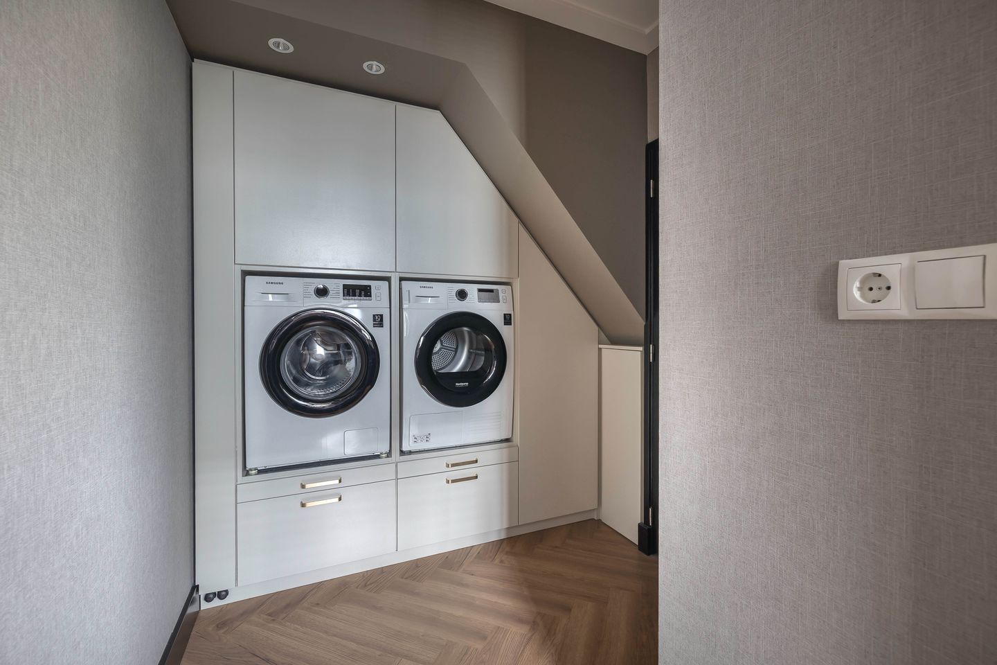 Photo 25 of Westeinde 2