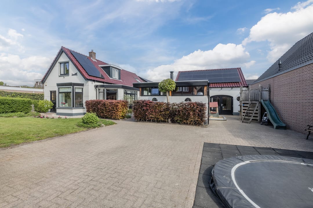 Foto 1 van De Vos van Steenwijklaan 13