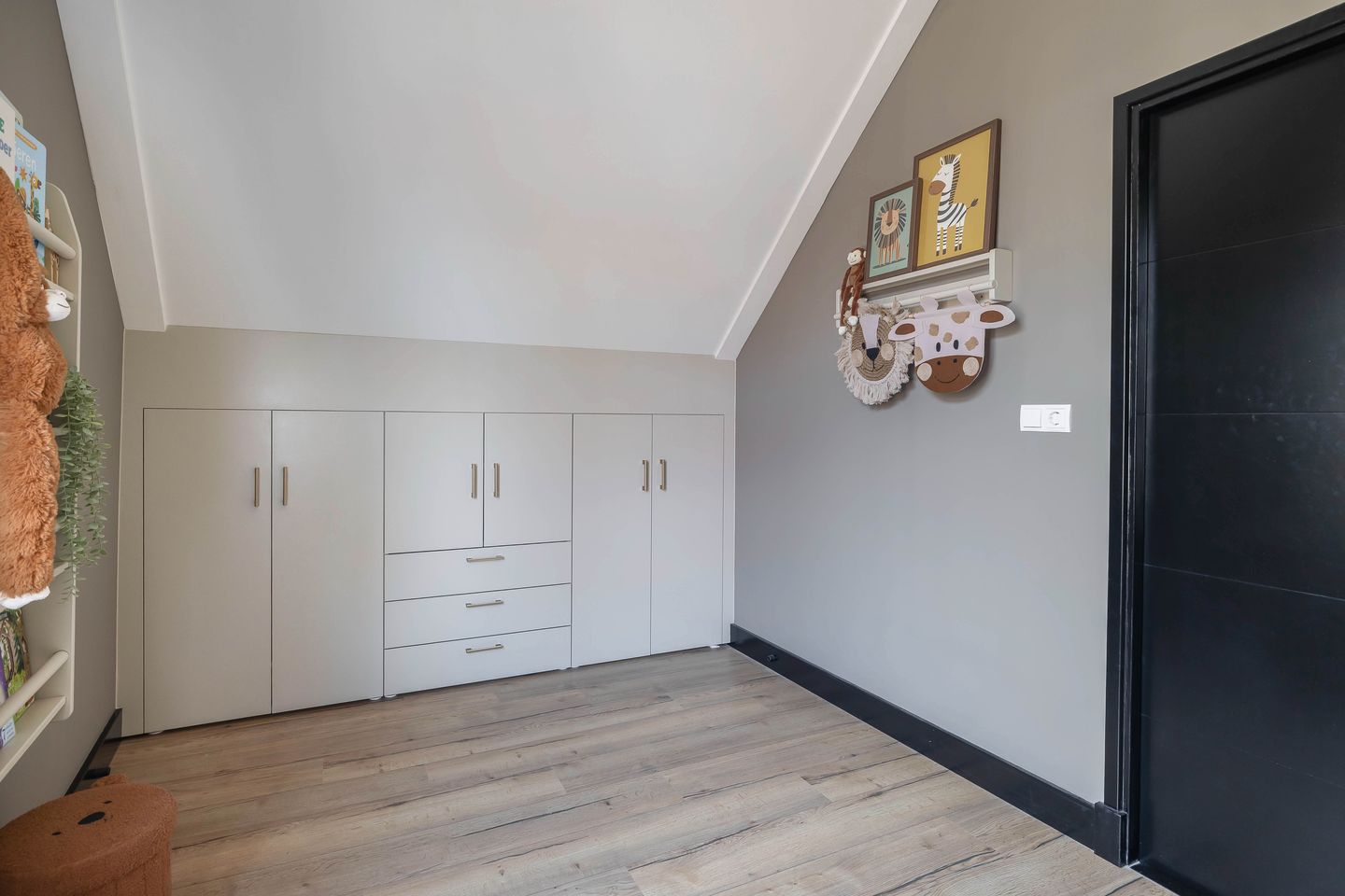 Photo 34 of Westeinde 2