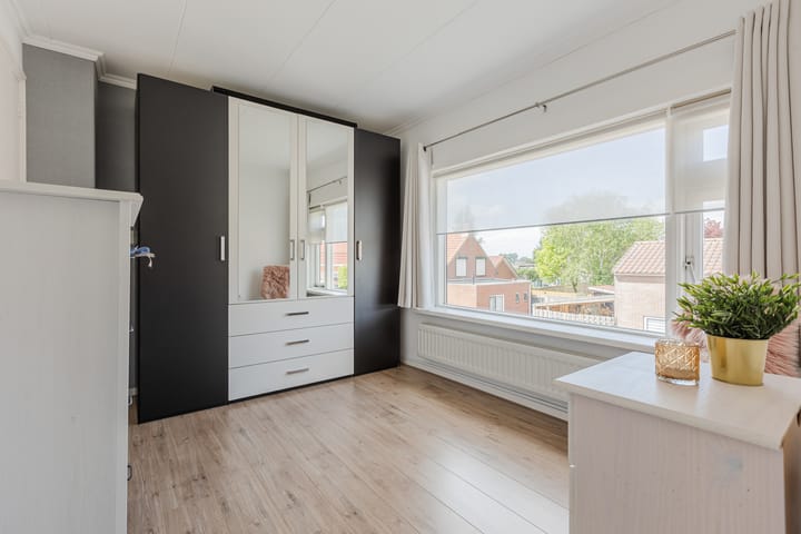 Foto 19 van Schoolstraat 9