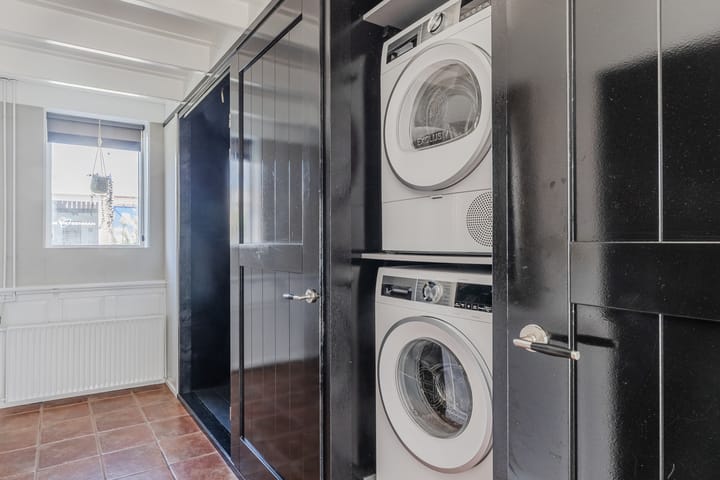 Foto 26 van De Vos van Steenwijklaan 13