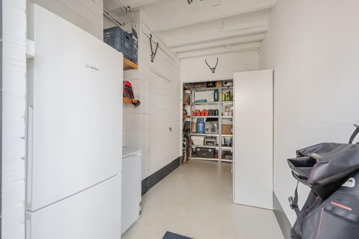 Foto 27 van De Vos van Steenwijklaan 13