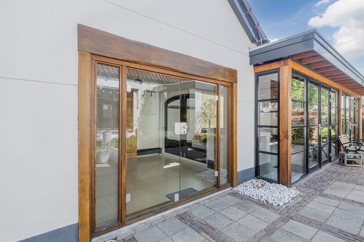 Foto 47 van De Vos van Steenwijklaan 13