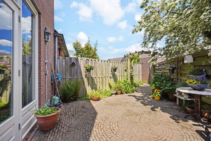 Foto 19 van Dr. G. Knuttelstraat 11