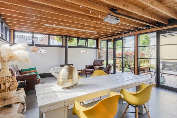 Foto 72 van De Vos van Steenwijklaan 13