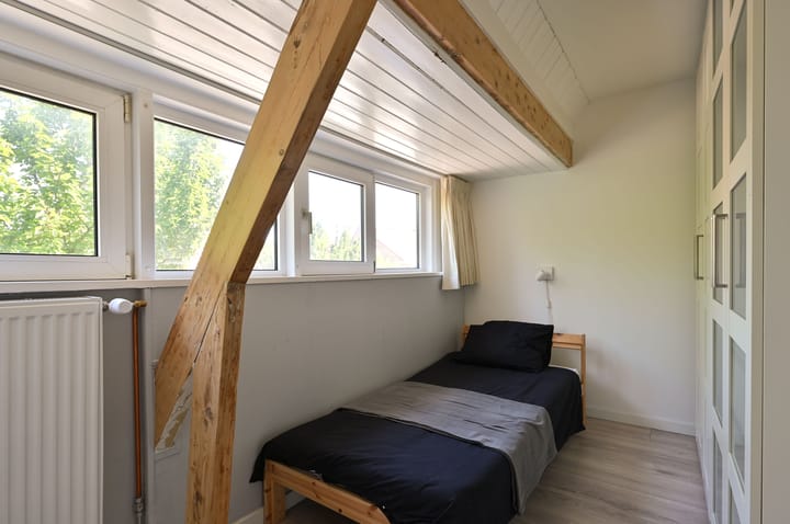 Photo 11 of Mezenstraat 16