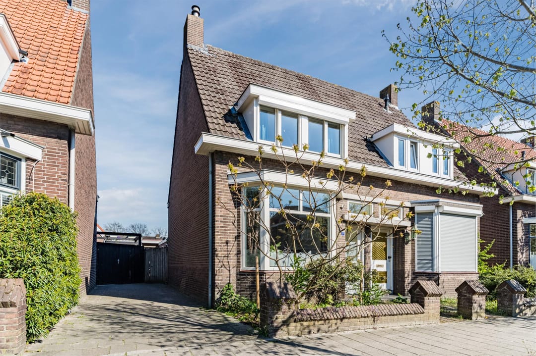 Foto 2 van Burgemeester Smeelelaan 17