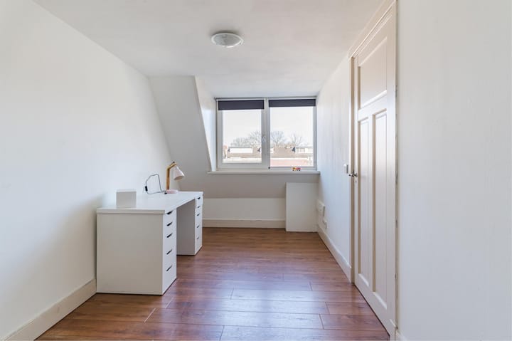 Foto 31 van Burgemeester Smeelelaan 17