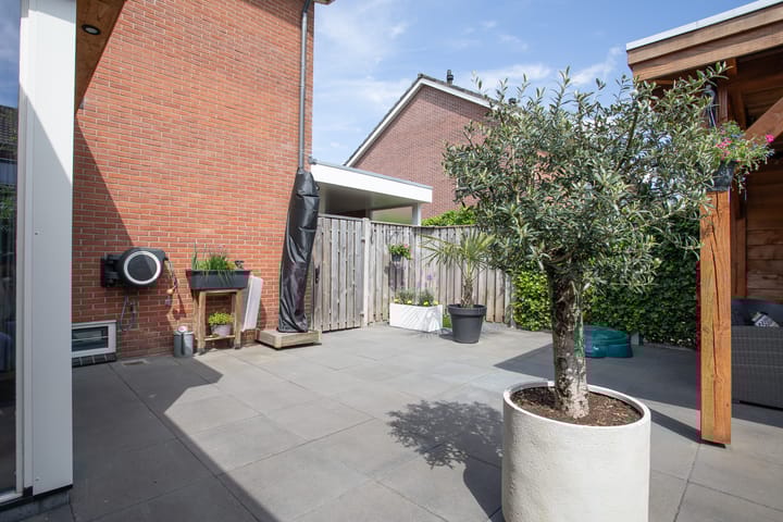 Foto 10 van Anjelierstraat 36