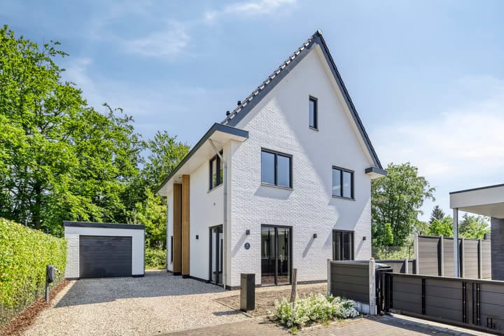 Foto 1 van 't Zand 13