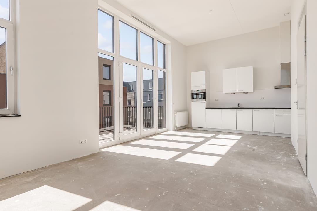 Photo 17 of Olivier van Noortstraat 4-M