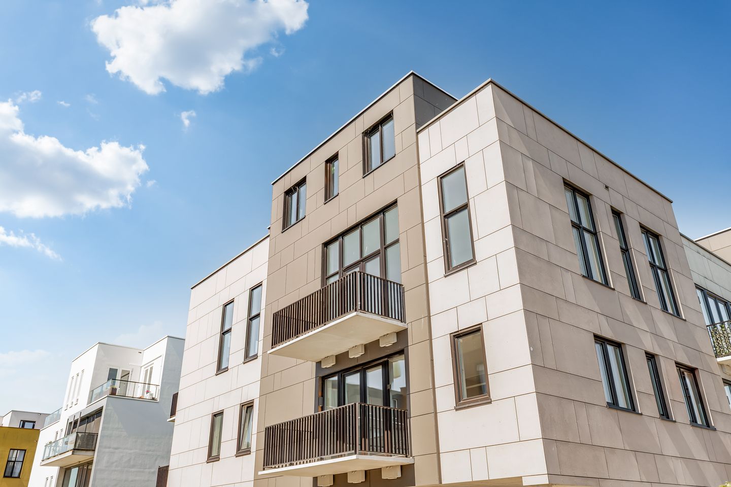 Photo 29 of Olivier van Noortstraat 4-M