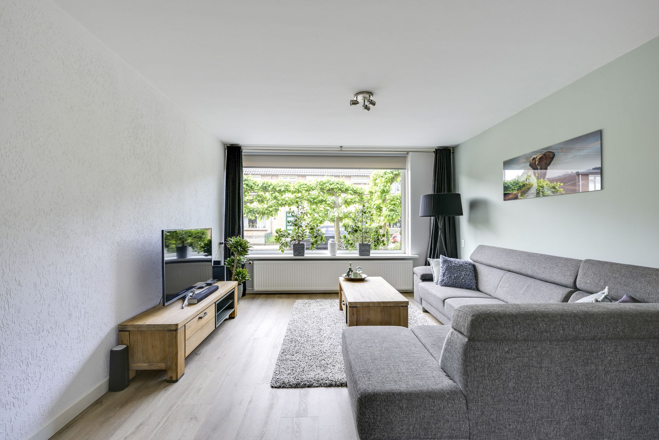 Photo 6 of Zuiderstraat 30