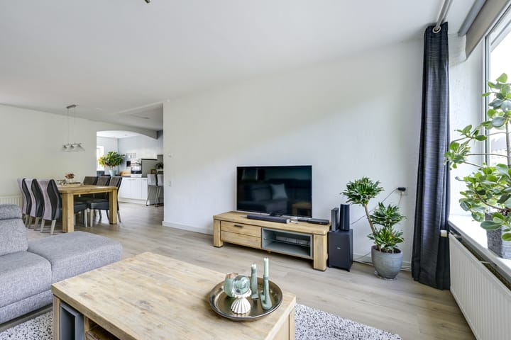 Foto 9 van Zuiderstraat 30