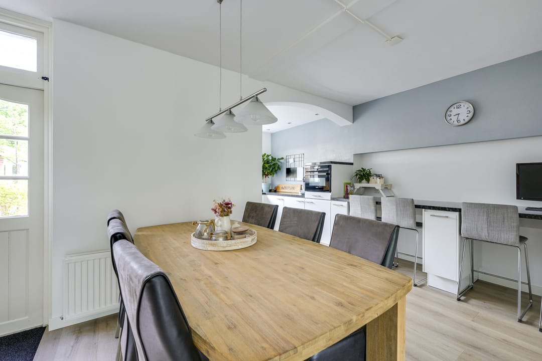 Photo 13 of Zuiderstraat 30