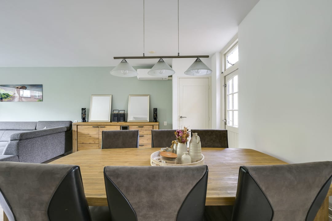 Photo 17 of Zuiderstraat 30