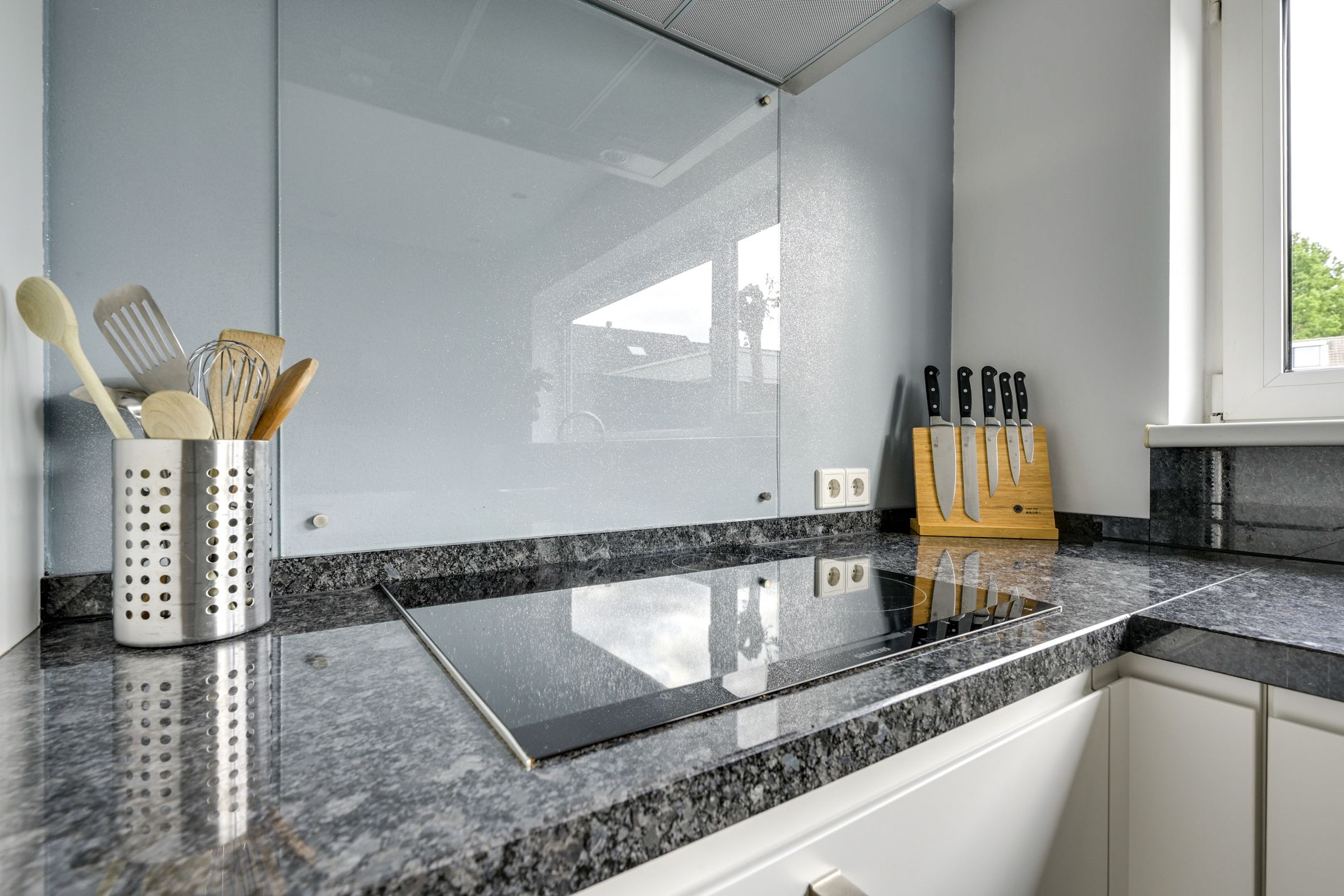 Photo 21 of Zuiderstraat 30