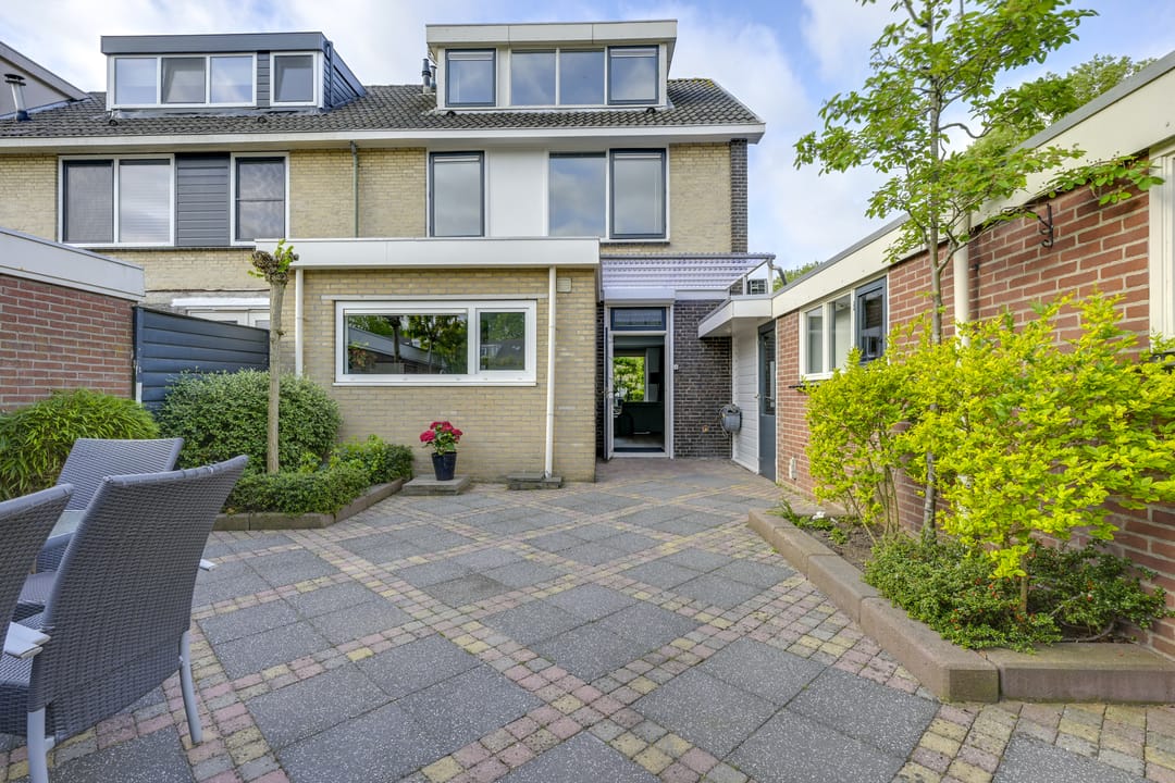 Photo 58 of Zuiderstraat 30