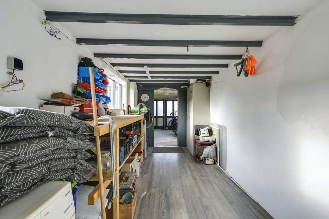 Photo 67 of Zuiderstraat 30