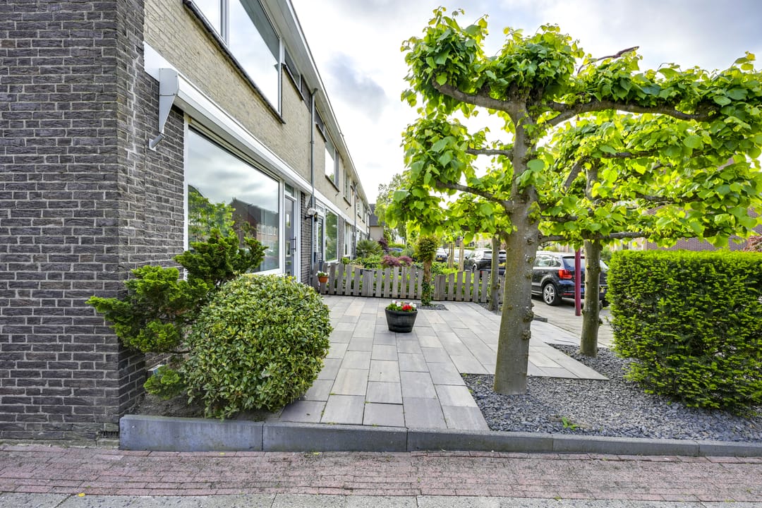 Photo 71 of Zuiderstraat 30