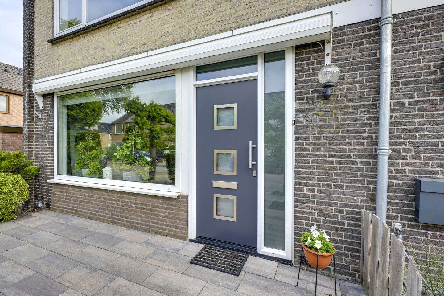 Photo 74 of Zuiderstraat 30