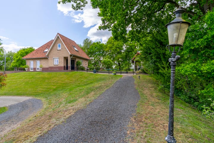 Foto 2 van Zandschulperweg 1