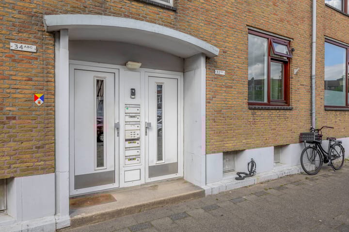 Foto 6 van Röntgenstraat 32-A