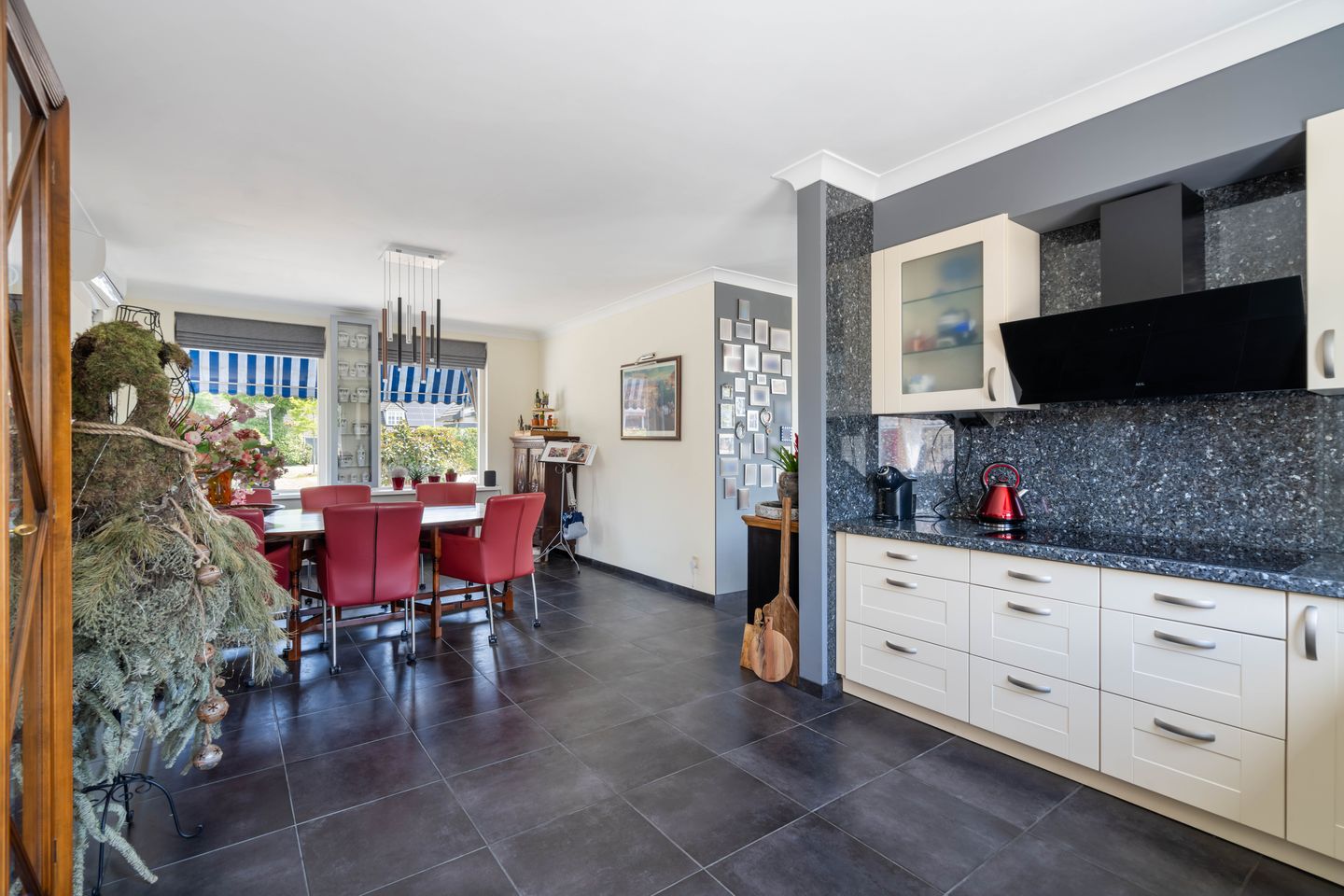 Photo 19 of Ranonkelhof 4