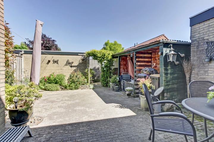 Foto 32 van Atlantischestraat 11