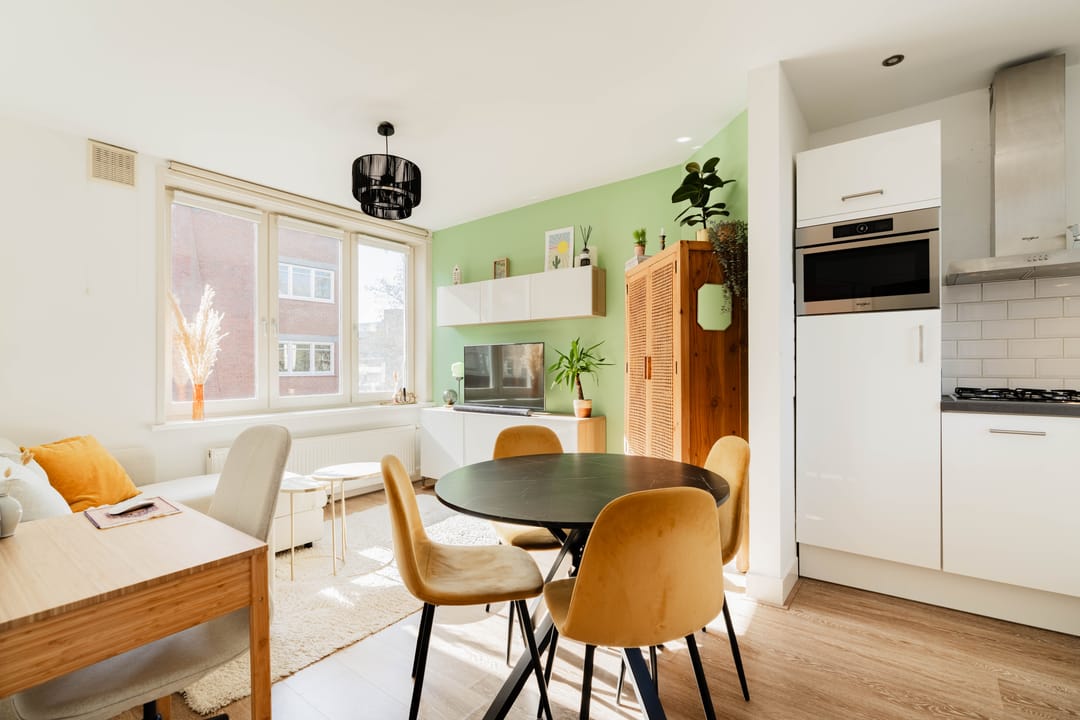 Photo 2 of Filips van Almondestraat 28-2