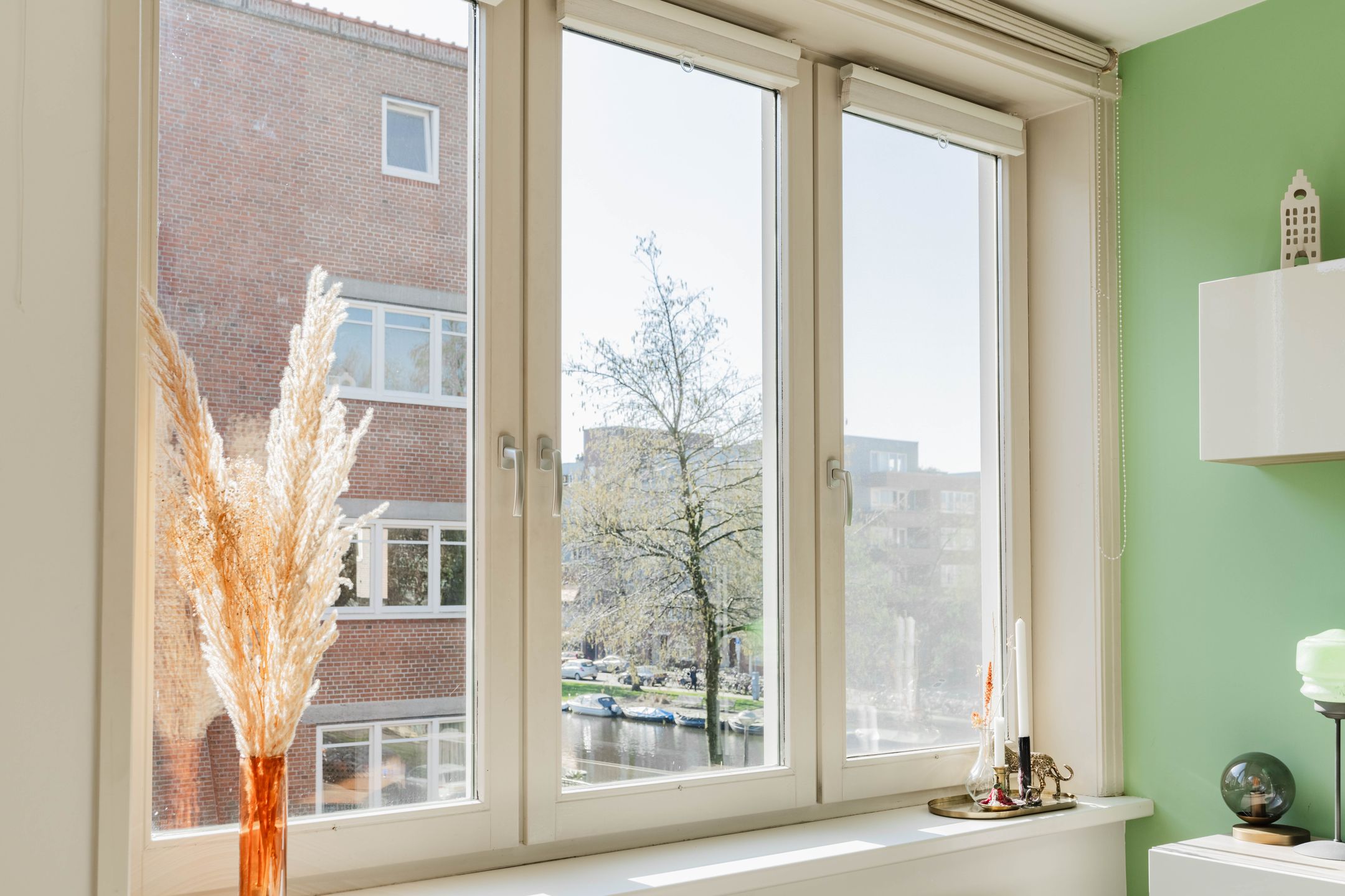 Photo 6 of Filips van Almondestraat 28-2