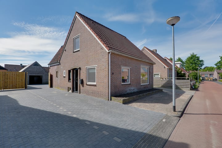Middenstraat 10