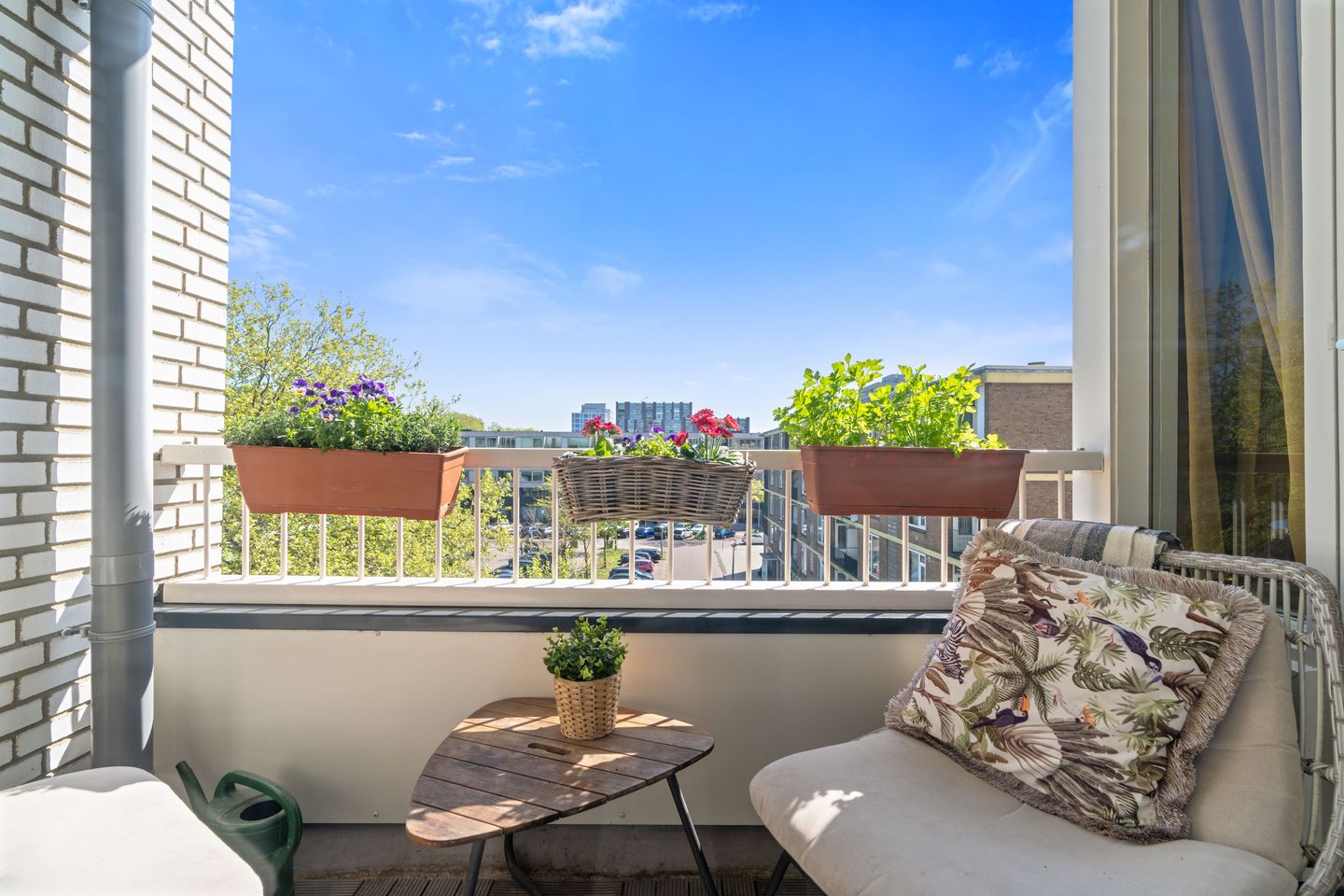 Foto 19 van Maassluisstraat 18