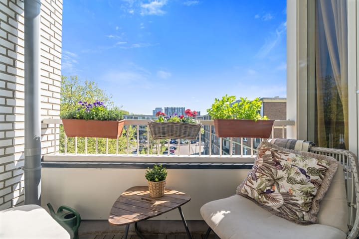 Foto 19 van Maassluisstraat 18