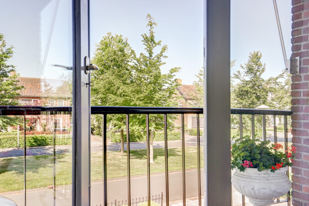 Foto 23 van Van Gaverenlaan 34